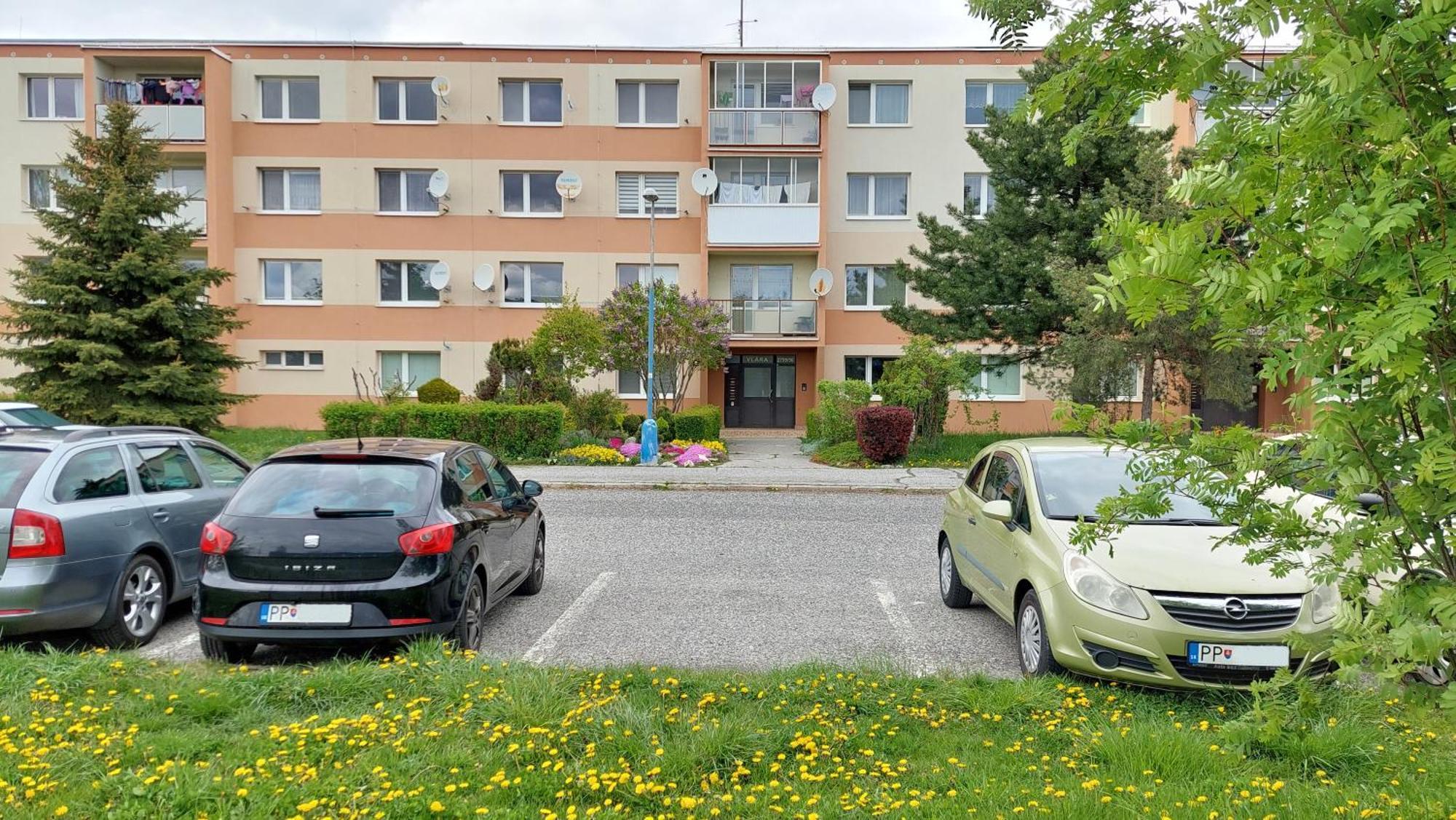 Karki Music Apartment Poprad Esterno foto